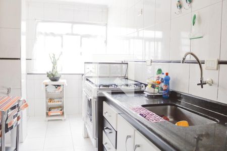 Apartamento à venda com 120m², 3 quartos e 2 vagas Apartamento à venda com 120m², 3 quartos e 2 vagasCozinha