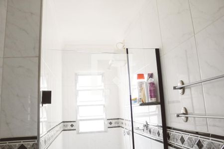 Apartamento à venda com 120m², 3 quartos e 2 vagas Apartamento à venda com 120m², 3 quartos e 2 vagasBanheiro