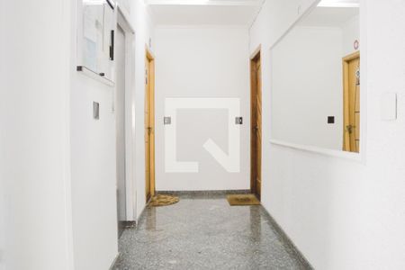 Apartamento à venda com 120m², 3 quartos e 2 vagas Apartamento à venda com 120m², 3 quartos e 2 vagasHall de entrada