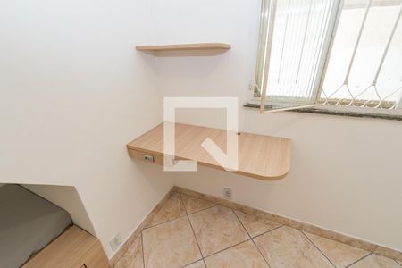 Quarto 1 de casa de condomínio para alugar com 2 quartos, 140m² em Penha, Rio de Janeiro