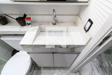 Banheiro de apartamento para alugar com 2 quartos, 43m² em Campo Grande, Rio de Janeiro