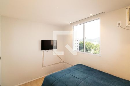Quarto 1 de apartamento para alugar com 2 quartos, 43m² em Campo Grande, Rio de Janeiro