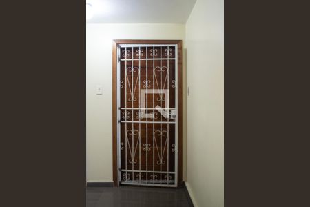 Apartamento à venda com 90m², 3 quartos e sem vagaEntrada
