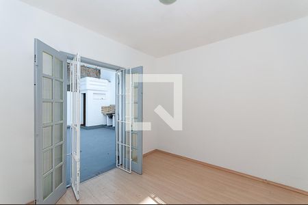 Quarto de casa para alugar com 2 quartos, 150m² em Lapa de Baixo, São Paulo