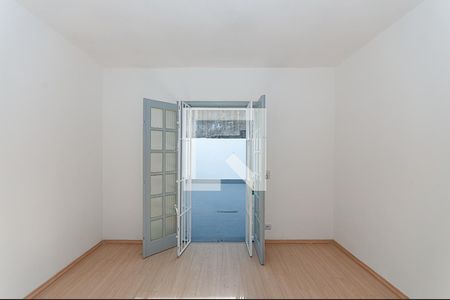 Quarto de casa para alugar com 2 quartos, 150m² em Lapa de Baixo, São Paulo