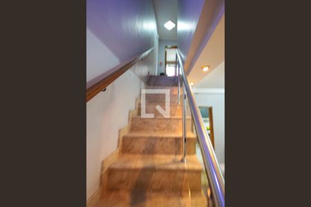 Escada de casa à venda com 3 quartos, 120m² em Vila Lucia, São Paulo