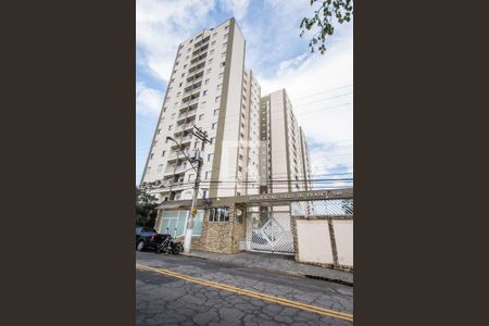 Apartamento para alugar com 56m², 2 quartos e 1 vaga Apartamento para alugar com 56m², 2 quartos e 1 vagaFachada