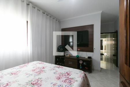 Quarto 2 de casa para alugar com 2 quartos, 300m² em Parque Guarani, São Paulo