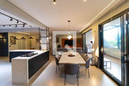 Salas de casa à venda com 3 quartos, 253m² em Vila João Jorge, Campinas