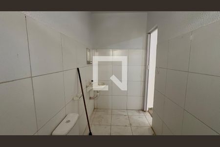 Banheiro de casa para alugar com 1 quarto, 16m² em St. Central, Goiânia