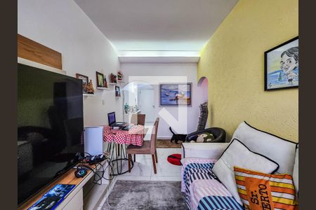 Sala de apartamento para alugar com 2 quartos, 52m² em Pitangueiras, Guarujá
