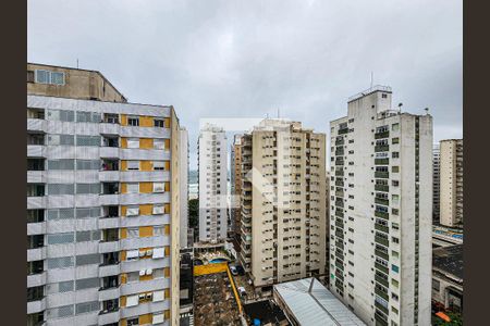 Vista da Sala de apartamento para alugar com 2 quartos, 52m² em Pitangueiras, Guarujá