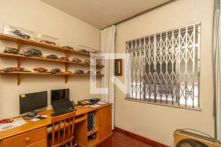 Apartamento à venda com 176m², 3 quartos e 2 vagasQuarto 2
