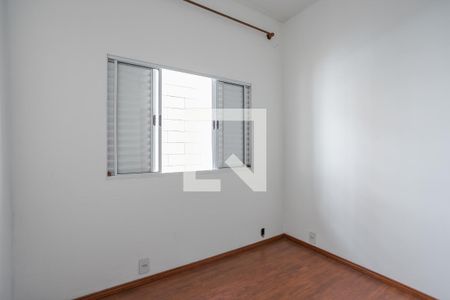 Quarto 1 de casa para alugar com 3 quartos, 100m² em São Geraldo, Porto Alegre