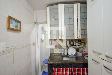 Casa à venda com 156m², 2 quartos e sem vaga Casa à venda com 156m², 2 quartos e sem vagaCozinha 1