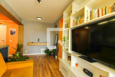 Sala de apartamento à venda com 2 quartos, 69m² em Chácara Seis de Outubro, São Paulo