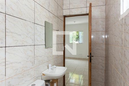 Casa para alugar com 70m², 2 quartos e sem vaga Casa para alugar com 70m², 2 quartos e sem vagaBanheiro Social