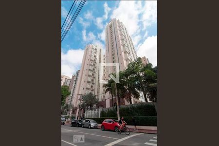 Apartamento à venda com 75m², 2 quartos e 2 vagas Apartamento à venda com 75m², 2 quartos e 2 vagasFachada