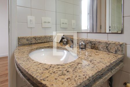 Apartamento à venda com 75m², 2 quartos e 2 vagas Apartamento à venda com 75m², 2 quartos e 2 vagasBanheiro Quarto 2