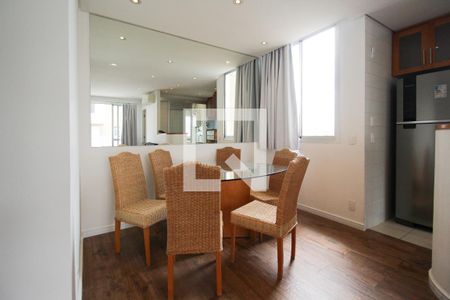 Apartamento à venda com 75m², 2 quartos e 2 vagas Apartamento à venda com 75m², 2 quartos e 2 vagasSala