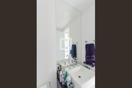 Apartamento para alugar com 59m², 2 quartos e 1 vaga Apartamento para alugar com 59m², 2 quartos e 1 vagaBanheiro