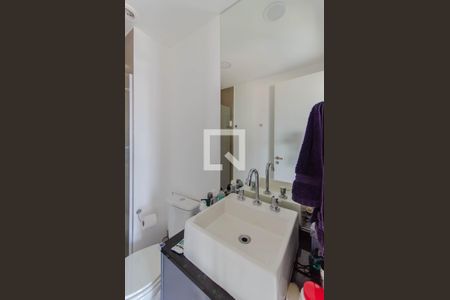 Apartamento para alugar com 59m², 2 quartos e 1 vaga Apartamento para alugar com 59m², 2 quartos e 1 vagaBanheiro