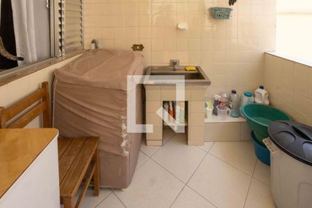 Casa à venda com 150m², 3 quartos e 3 vagasÁrea de Serviço