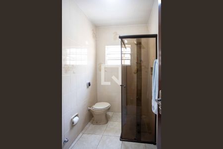 Banheiro da Suíte de casa à venda com 3 quartos, 150m² em Taboão, Diadema