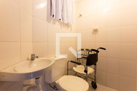 Casa à venda com 219m², 3 quartos e 3 vagasLavabo da Garagem