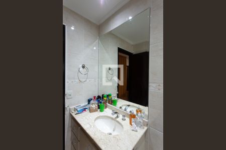 Casa à venda com 219m², 3 quartos e 3 vagasBanheiro da Suíte 3