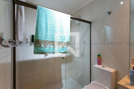 Casa à venda com 219m², 3 quartos e 3 vagasBanheiro da Suíte 2