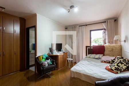 Casa à venda com 219m², 3 quartos e 3 vagasSuíte 3