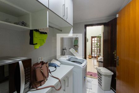 Casa à venda com 219m², 3 quartos e 3 vagasÁrea de Serviço