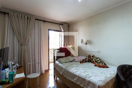Casa à venda com 219m², 3 quartos e 3 vagasSuíte 3