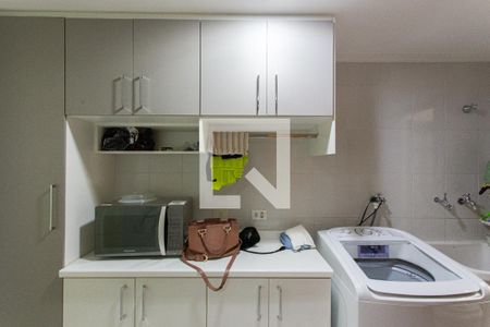 Casa à venda com 219m², 3 quartos e 3 vagasÁrea de Serviço