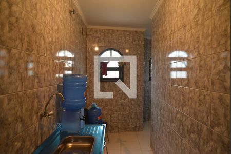 Casa para alugar com 196m², 4 quartos e 2 vagasCozinha