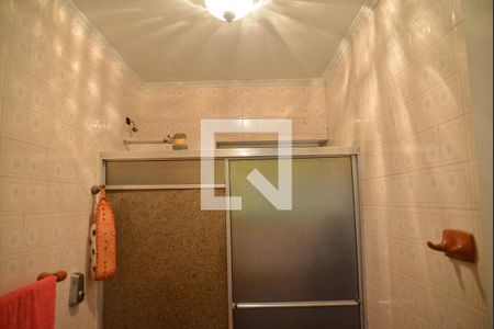 Casa para alugar com 196m², 4 quartos e 2 vagasBanheiro Social