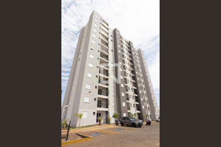 Apartamento para alugar com 42m², 2 quartos e 1 vaga Apartamento para alugar com 42m², 2 quartos e 1 vagaFachada