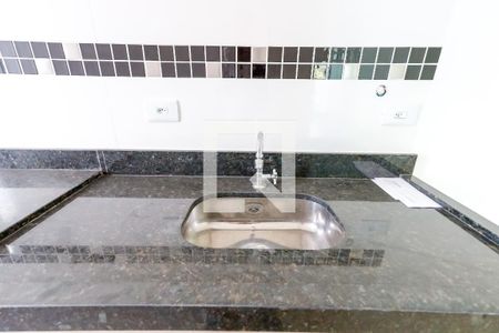 Apartamento para alugar com 43m², 2 quartos e sem vaga Apartamento para alugar com 43m², 2 quartos e sem vagaCozinha e Área de Serviço