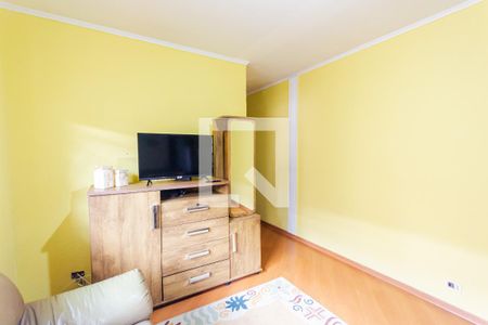 Casa à venda com 240m², 3 quartos e 2 vagas Casa à venda com 240m², 3 quartos e 2 vagasSala de TV