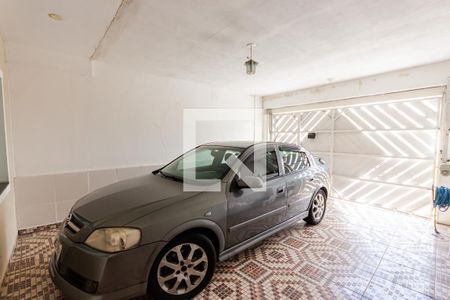 Casa à venda com 240m², 3 quartos e 2 vagas Casa à venda com 240m², 3 quartos e 2 vagasGaragem