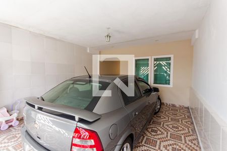 Casa à venda com 240m², 3 quartos e 2 vagas Casa à venda com 240m², 3 quartos e 2 vagasGaragem