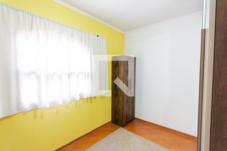 Casa à venda com 240m², 3 quartos e 2 vagas Casa à venda com 240m², 3 quartos e 2 vagasQuarto 1