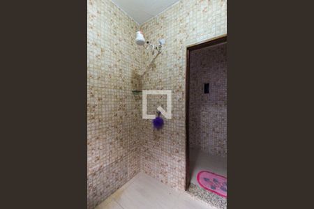 Casa à venda com 130m², 4 quartos e 2 vagasBanheiro 2