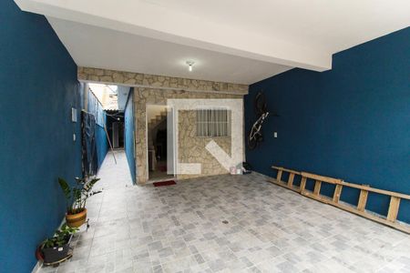 Casa à venda com 130m², 4 quartos e 2 vagasGaragem