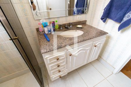 Apartamento à venda com 105m², 2 quartos e 1 vaga Apartamento à venda com 105m², 2 quartos e 1 vagaBanheiro