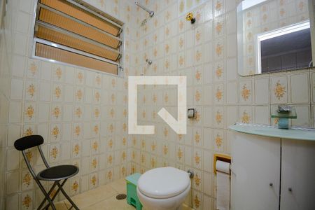 Casa à venda com 165m², 3 quartos e 2 vagas Casa à venda com 165m², 3 quartos e 2 vagasBanheiro - quarto de serviço