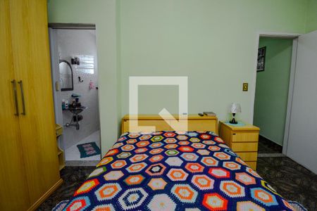 Casa à venda com 165m², 3 quartos e 2 vagas Casa à venda com 165m², 3 quartos e 2 vagassuite