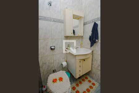 Casa à venda com 165m², 3 quartos e 2 vagas Casa à venda com 165m², 3 quartos e 2 vagasBanheiro - detalhe