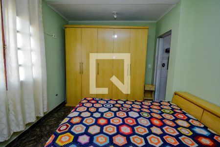 Casa à venda com 165m², 3 quartos e 2 vagas Casa à venda com 165m², 3 quartos e 2 vagassuite